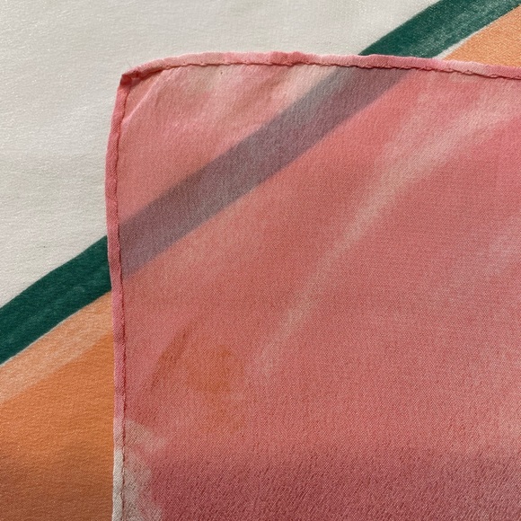 Metropolitan Museum of Art silk scarf - Picture 10 of 14